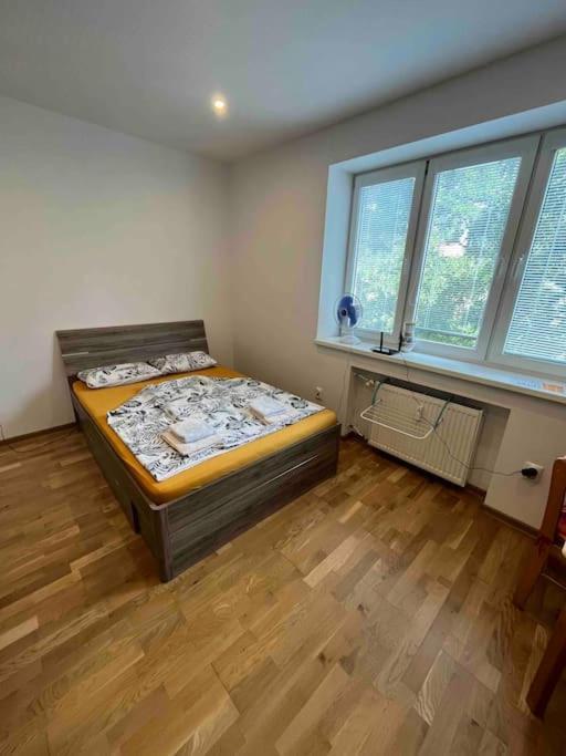 Brand New Apartment In The Heart Of Bratislava Ngoại thất bức ảnh