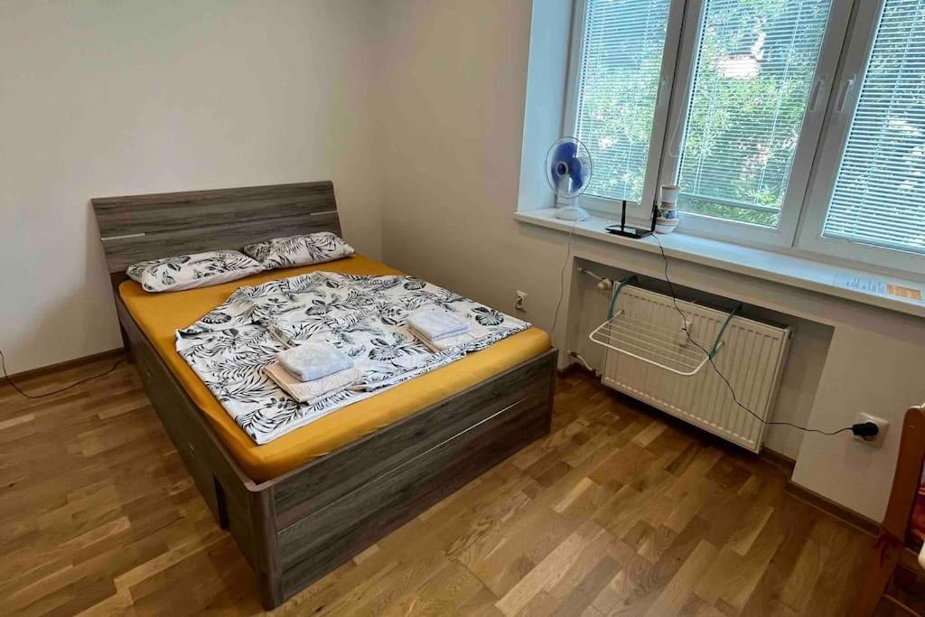 Brand New Apartment In The Heart Of Bratislava Ngoại thất bức ảnh